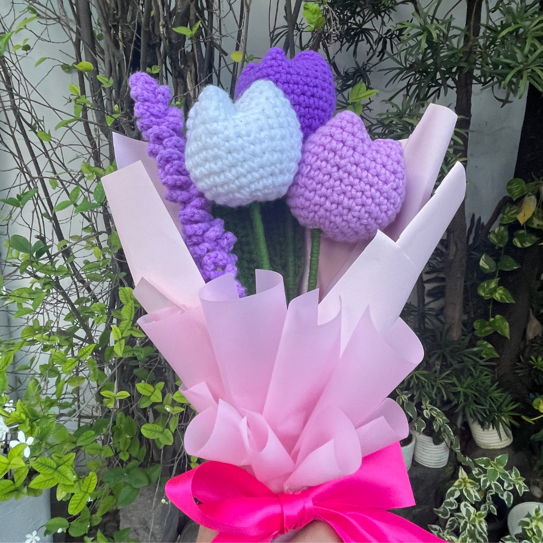 Tulip & heart bouquet